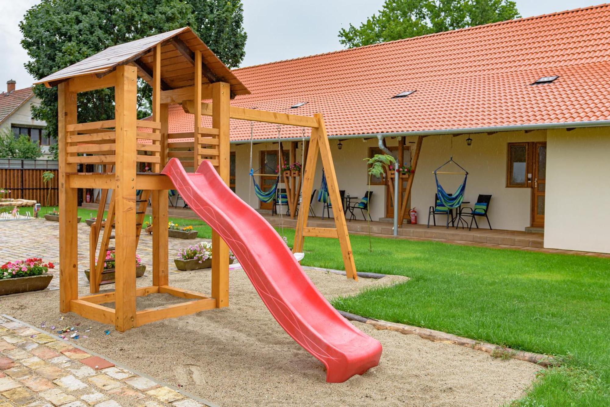 Апартаменты Szelcsengo Wellness Vendeghaz Мако Экстерьер фото